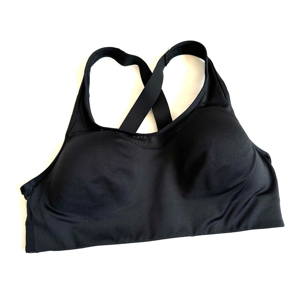 PINK Victoria’s Secret Black sports bra size M